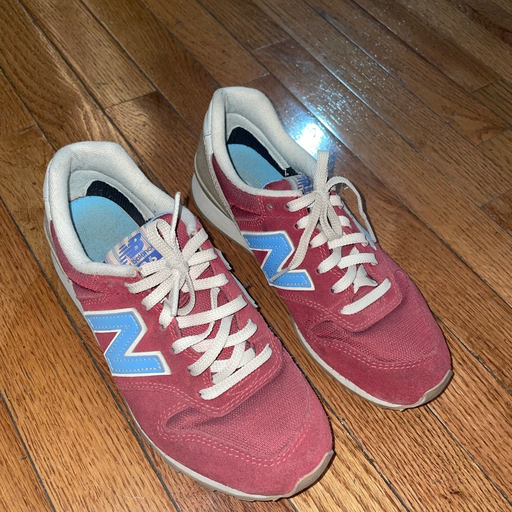 New Balance Shoes - Picture 6 of 6